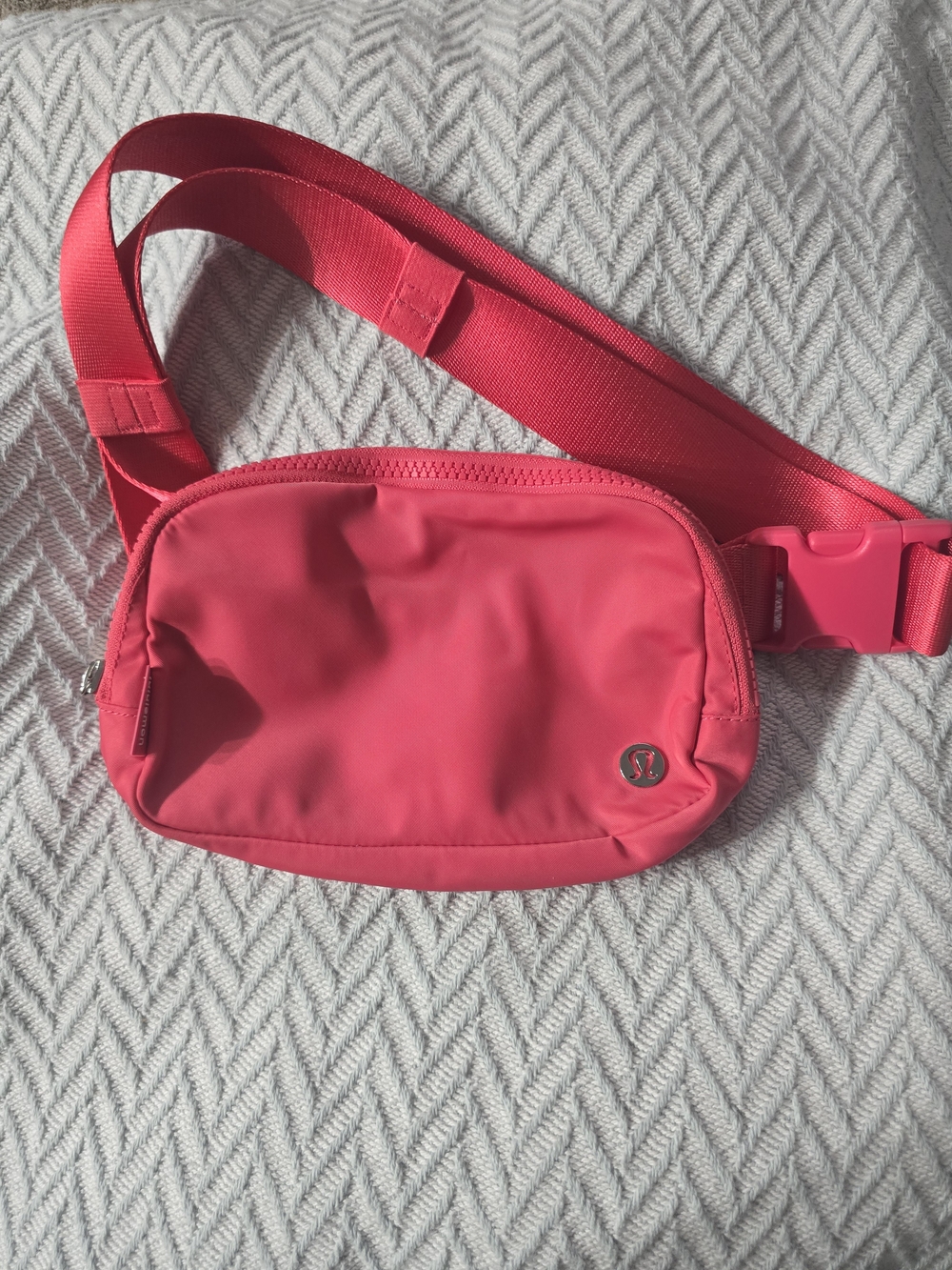 lululemon athletica NWOT Pink Belt Bag - Compact Hands-Free Crossbody
